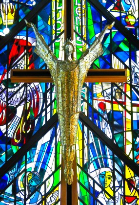 723634-valpo_christ_redone2